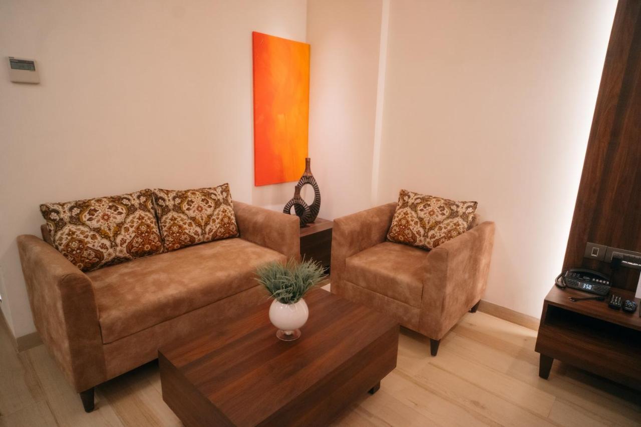 Playotel Premier Vijay Nagar Ιντόρ Εξωτερικό φωτογραφία